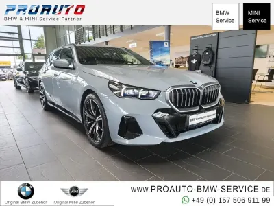 Gebraucht BMW 520 M Sport 197 PS (144 kW) 2025 Grau Limousine