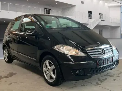 Gebraucht Mercedes A170 116 PS (85 kW) 2007 Kosmosschwarz Limousine