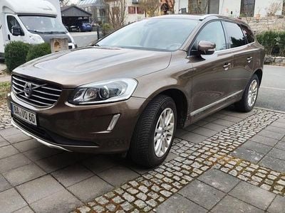 Gebraucht Volvo XC60 Summum 181 PS (133 kW) 2015 Braun SUV