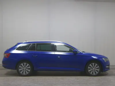 Begagnad Skoda Superb Style 150 HK (110 kW) 2022 Blå Kombi