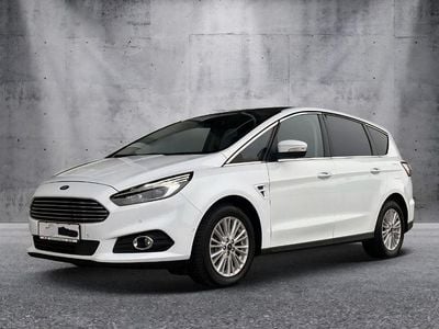 Weiß Gebraucht 2019 Ford S-MAX Titanium Van / Kleinbus | 20.000 € (Fairer Preis)