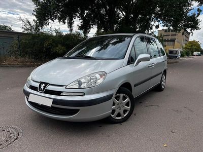 Peugeot 807