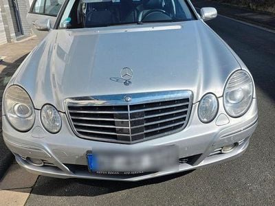 Mercedes E320