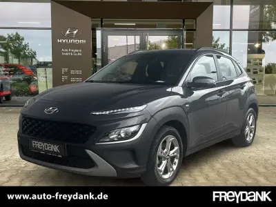 Gebraucht Hyundai Kona Trend 120 PS (88 kW) 2023 Grau SUV