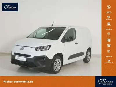 Neu Fiat Doblò 99 PS (72 kW) 2026 Weiss Van / Kleinbus
