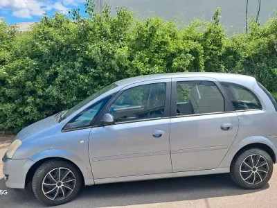 Gebraucht Opel Meriva 125 PS (91 kW) 2006 Van / Kleinbus