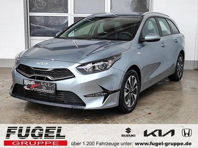 Neu Kia Ceed Sportswagon 140 PS (102 kW) 2025 Lunarsilber Kombi