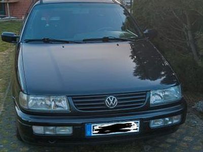 Gebraucht VW Passat 90 PS (66 kW) 1996 Schwarz Limousine