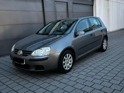 Gebraucht VW Golf V 105 PS (77 kW) 2005 Grau Kleinwagen
