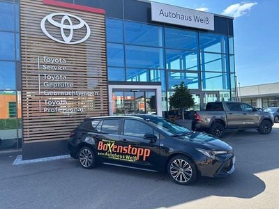 Gebraucht Toyota Corolla Team 116 PS (85 kW) 2021 Schwarz Kombi