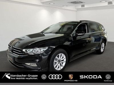 Deep black perleffekt Gebraucht 2024 VW Passat Business Kombi | 38.900 € (Superpreis)