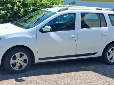 Gebraucht Dacia Logan MCV Lauréate 90 PS (66 kW) 2014 Weiß Kombi