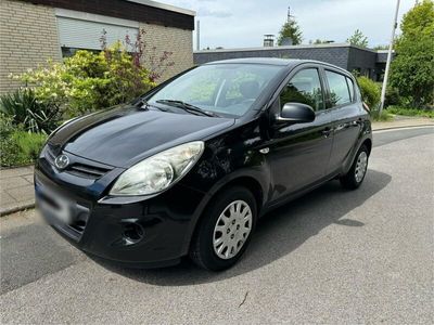 gebraucht Hyundai i20 1.2 Klima,Bordcomputer,Euro5,1.Hand