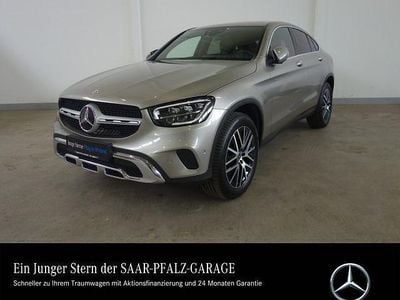 Gebraucht Mercedes GLC300e 211 PS (155 kW) 2021 Mojavesilber Coupé
