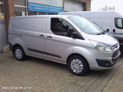 Gebraucht Ford Transit Custom Trend 155 PS (114 kW) 2014 Polarsilber metallic Van / Kleinbus