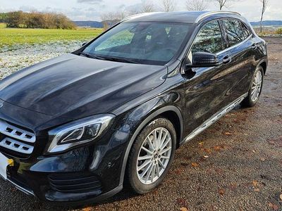 Gebraucht Mercedes GLA220 AMG line 184 PS (135 kW) 2018 Schwarz SUV