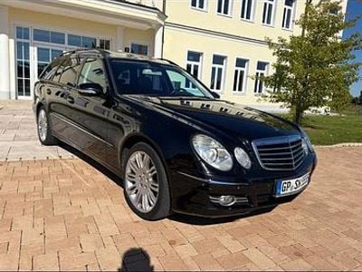 Mercedes E320