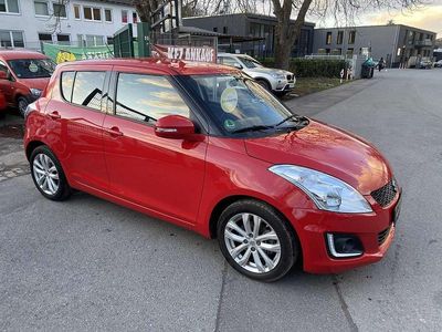 Gebraucht Suzuki Swift Club 94 PS (69 kW) 2016 Rot Kleinwagen