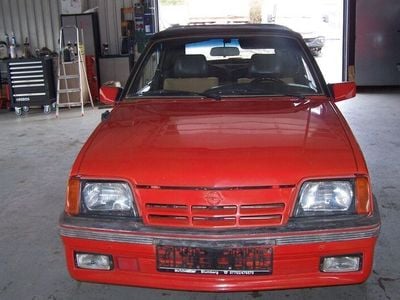 Rot Gebraucht 1984 Opel Ascona Cabrio | 2.750 €