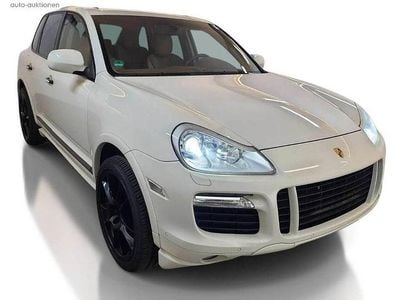 Porsche Cayenne GTS