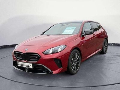 Gebraucht BMW 135 300 PS (220 kW) 2025 Fire red metallic Kleinwagen