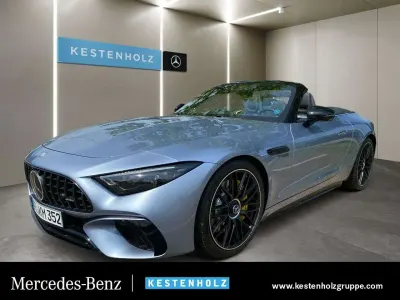 Gebraucht Mercedes SL63 AMG AMG 585 PS (430 kW) 2026 Blau Cabrio