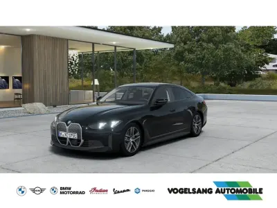 Neu BMW i4 Sport Line 210 kW (286 PS) 2026 Schwarz Limousine