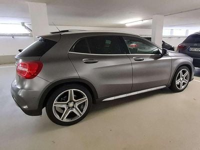 Mercedes GLA250