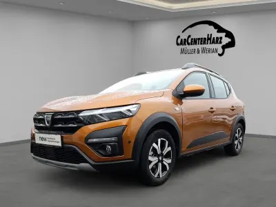 Gebraucht Dacia Sandero Comfort 91 PS (66 kW) 2022 Taklamakanorange Limousine