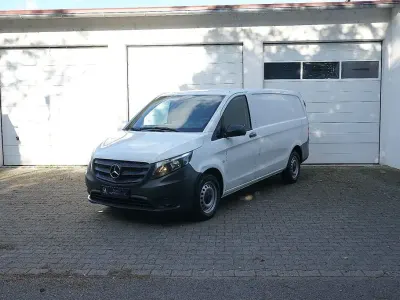 Gebraucht Mercedes Vito 114 PS (83 kW) 2017 Weiß Van