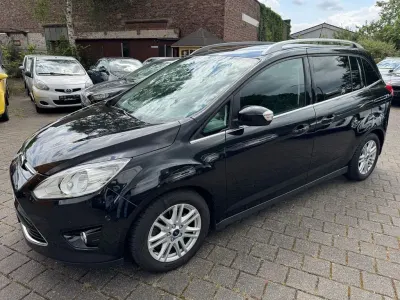 Gebraucht Ford Grand C-Max Titanium 163 PS (119 kW) 2014 Schwarz Van / Kleinbus