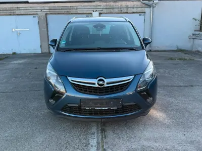 Używany Opel Zafira 170 KM (125 kW) 2015 Niebieski Minivan