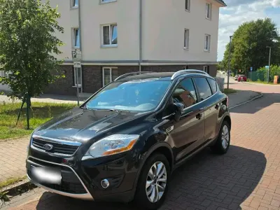 Gebraucht Ford Kuga 140 PS (102 kW) 2011 Schwarz SUV