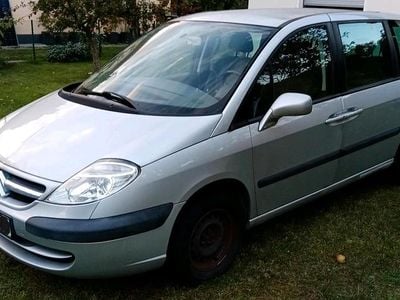 Citroën C8