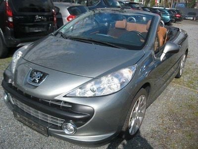 Gebraucht Peugeot 207 CC Sport 120 PS (88 kW) 2008 Grau Cabrio