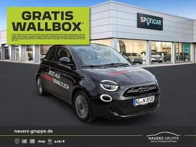 Neu Fiat 500e Red 86 kW (118 PS) 2025 Onyx schwarz Limousine