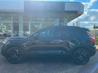 Gebraucht Volvo XC40 Plus 163 PS (119 kW) 2025 Schwarz SUV