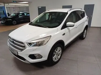 Gebraucht Ford Kuga Trend 120 PS (88 kW) 2019 Weiß SUV