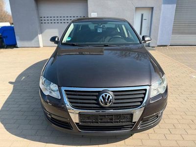 Gebraucht VW Passat Comfortline 116 PS (85 kW) 2007 Braun Limousine