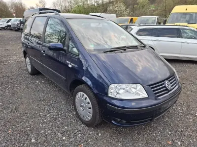 Gebraucht VW Sharan 150 PS (110 kW) 2003 Blau Van / Kleinbus