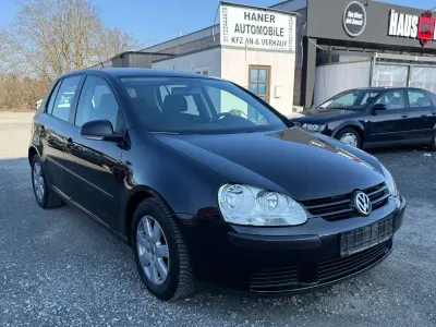 Gebraucht VW Golf IV 105 PS (77 kW) 2005 Black magic perleffekt Kleinwagen