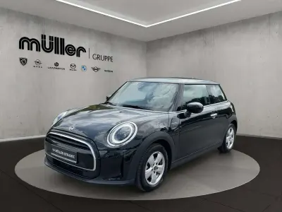 Gebraucht Mini Cooper 136 PS (100 kW) 2023 Midnight black Kleinwagen