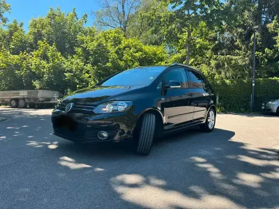 Gebraucht VW Golf Plus Cross 105 PS (77 kW) 2013 Schwarz Kleinwagen