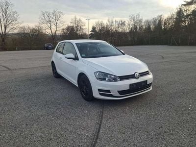Usata VW Golf VII Trendline 86 CV (63 kW) 2015 Bianco Utilitaria