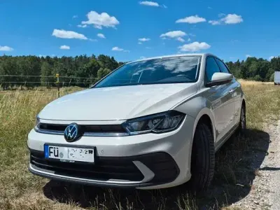 Gebraucht VW Polo Life 80 PS (58 kW) 2023 Grau Kleinwagen