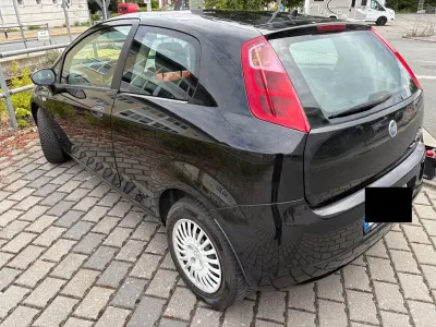 Gebraucht Fiat Grande Punto Dynamic 77 PS (56 kW) 2006 Schwarz Kleinwagen