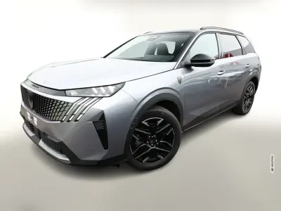 Neu Peugeot 5008 GT 136 PS (100 kW) 2025 Silber metallic SUV