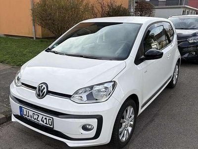 Gebraucht VW up! CLUB 60 PS (44 kW) 2017 Weiß Kleinwagen