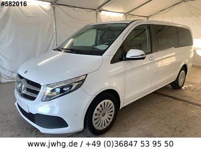 Mercedes V220