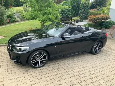 Gebraucht BMW 218 M Sport 150 PS (110 kW) 2018 Schwarz Cabrio